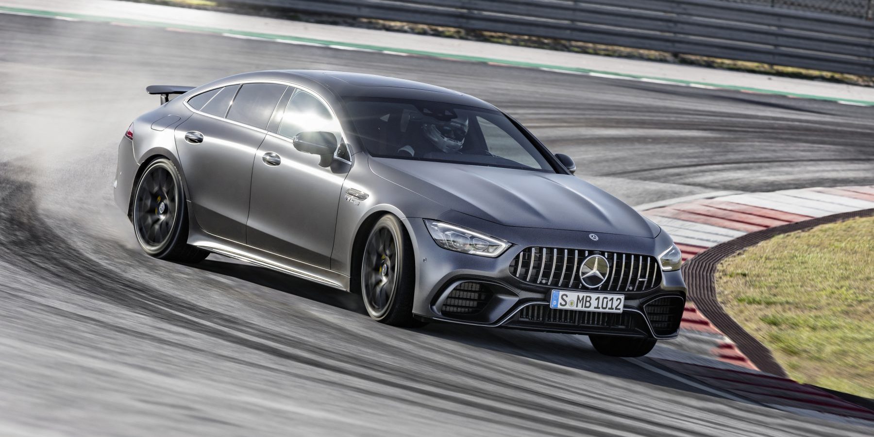 Mercedes-AMG GT 63 S tem série exclusiva para o Brasil por R$ 1.7 milhão | Quatro Rodas