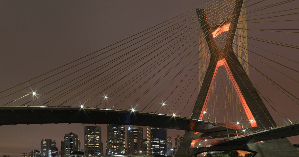 Onde Está Localizado o Maior Aeroporto do Brasil? Aeroporto de São paulo / Guarulhos o Maior Aeroporto do Brasil - Conheça tudo sobre o maior aeroporto do Brasil! Sua localização estratégica, infraestrutura moderna e importância como o principal hub internacional do Brasil.